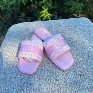 Brand new pink sandals